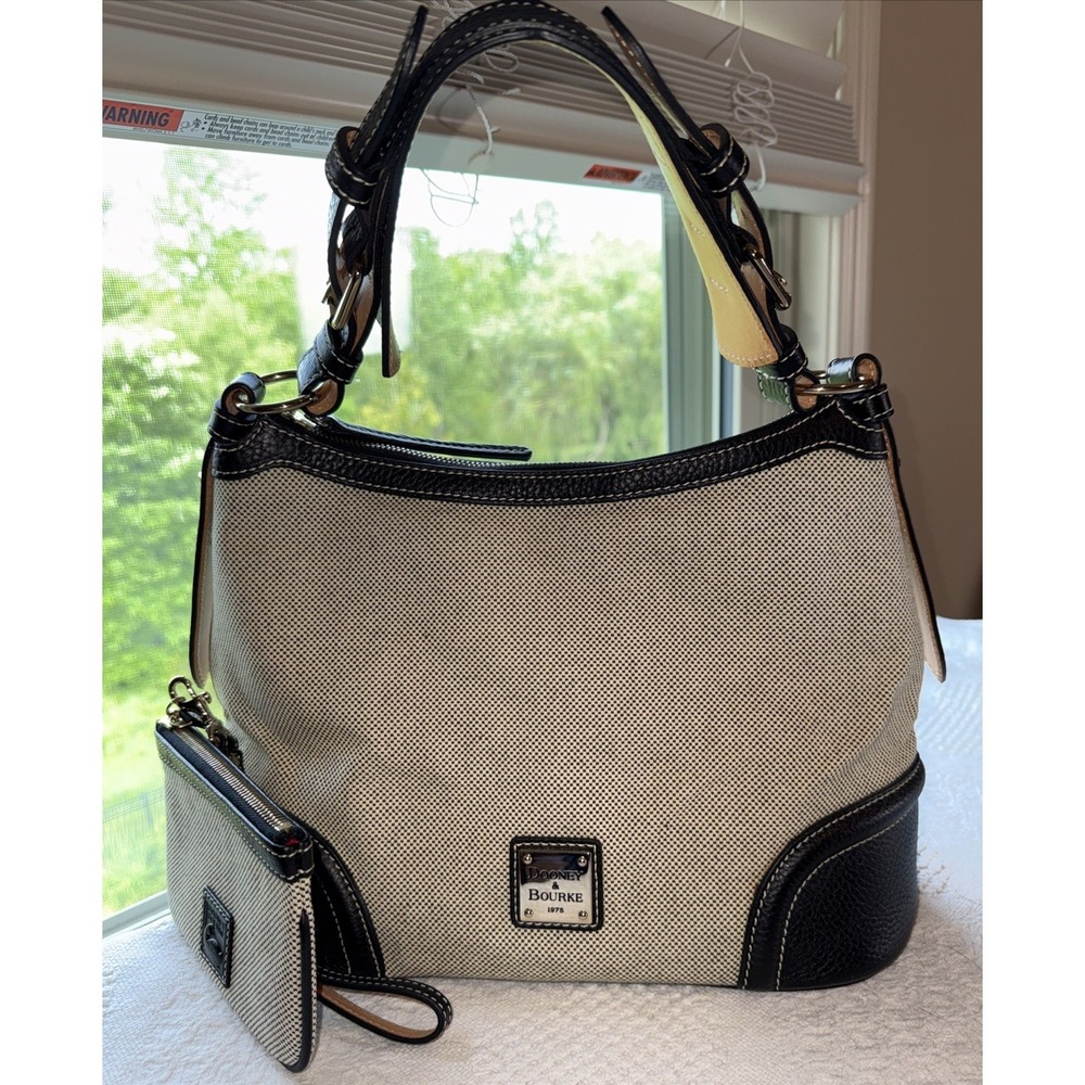 Dooney & Bourke Black Ivory Purse Hobo Shoulder Bag Purse w/ Wristlet